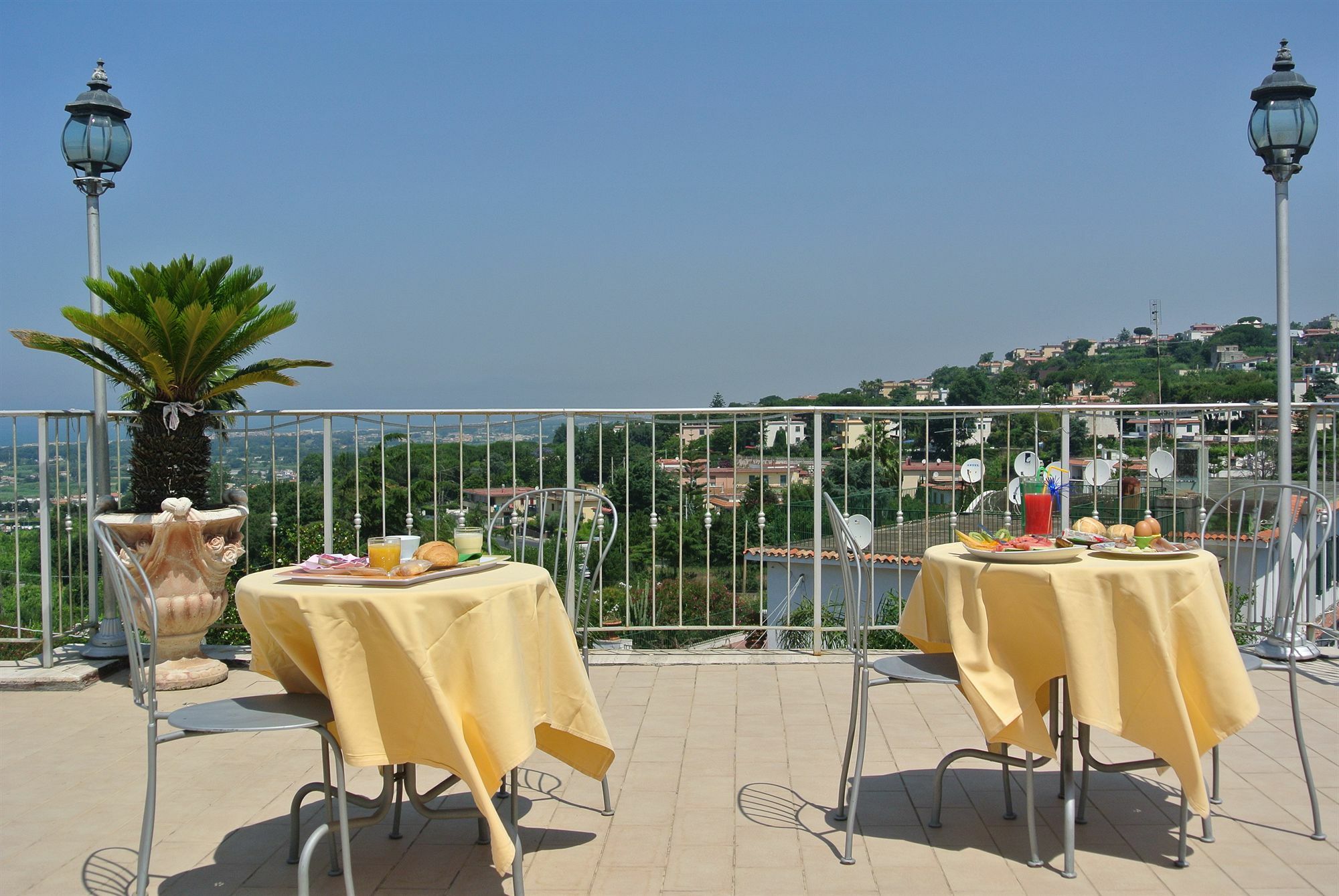 Hotel Casafort Поццуоли Экстерьер фото